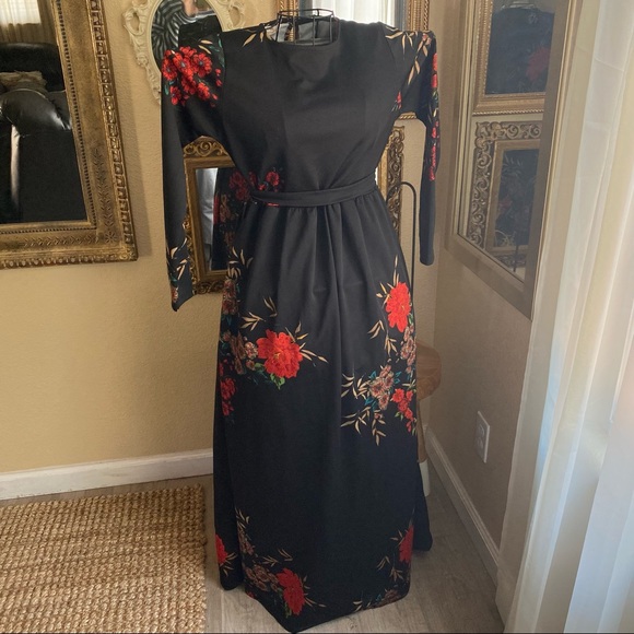 Floral Maxi Long Sleeve Dress - Picture 3 of 8
